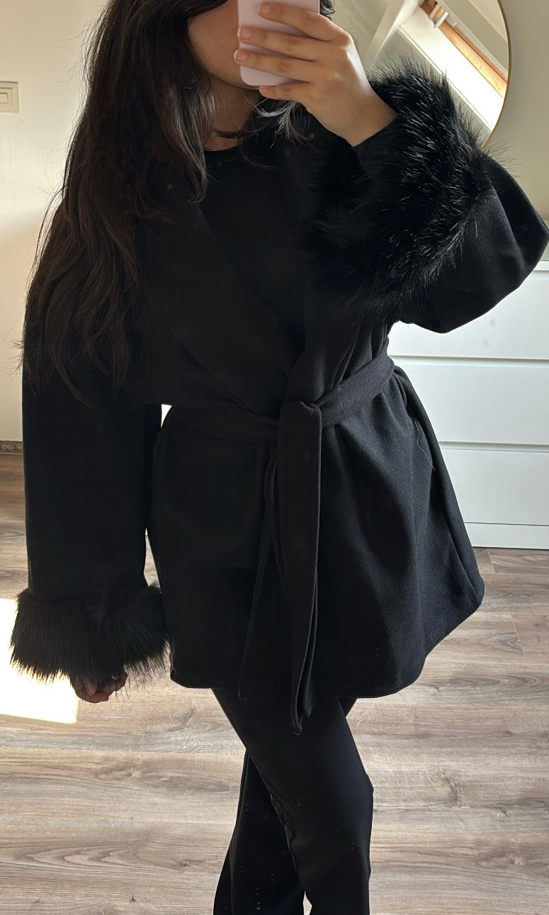 Yusra Coat