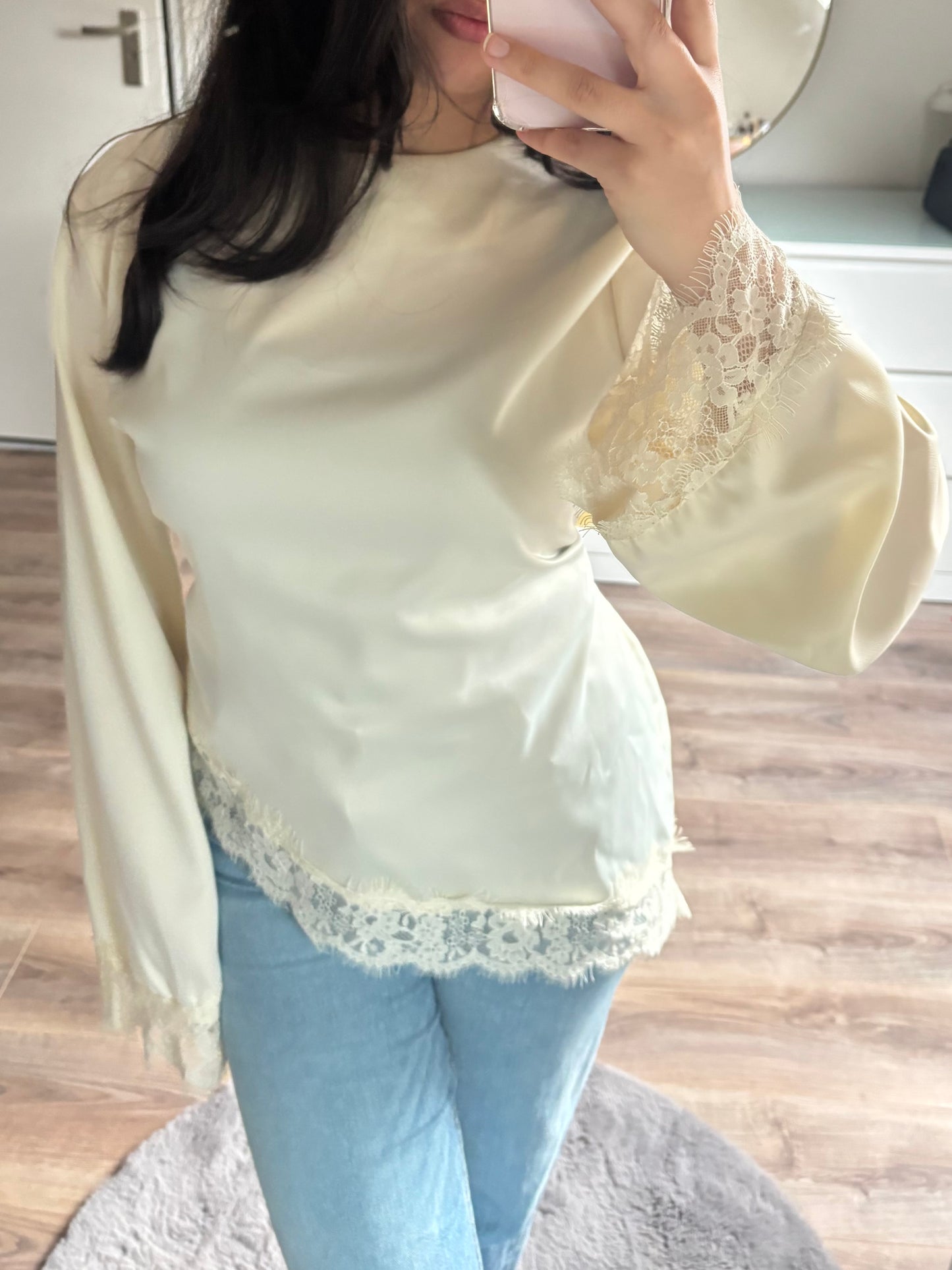 Siham Lace Top